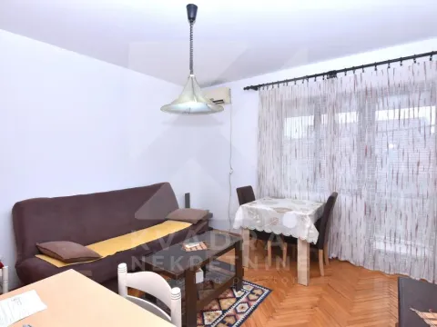 Rent, studio apartment, 32m², Dalmatinska ulica, Podgorica - image 2