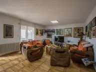 Sale, house, 400m², Zagorič, Podgorica - image 2