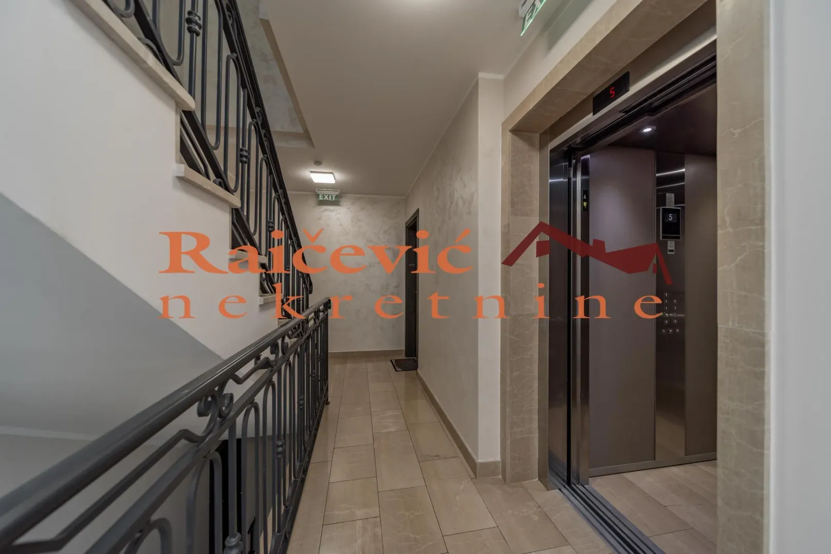 Sale, one bedroom apartment, 40m², Stari Grad, Beograd