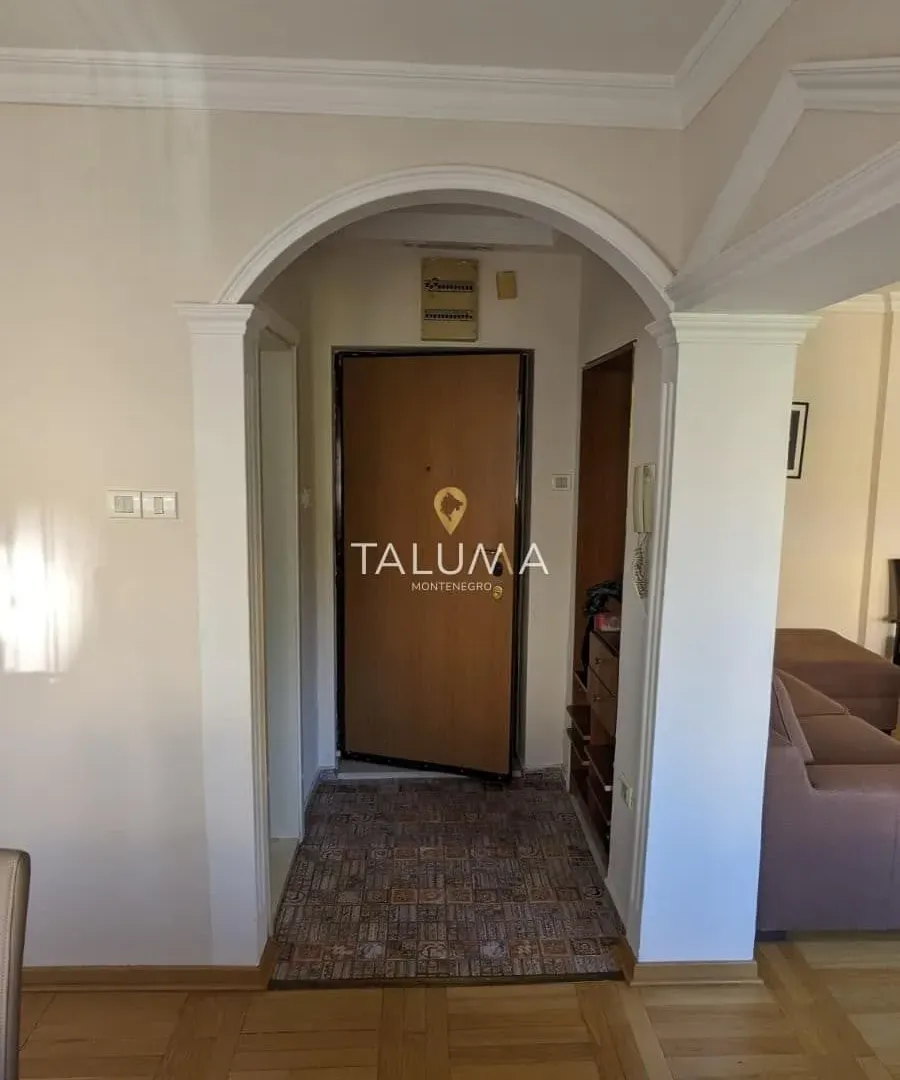 Rent, one bedroom apartment, 55m², Preko Morače, Podgorica