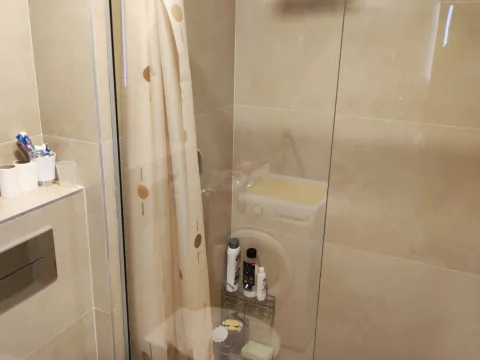 Rent, one bedroom apartment, 37m², Budva, Crna Gora - image 12