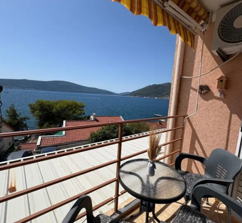Rent, two bedroom apartment, 49m², Donja Lastva, Tivat