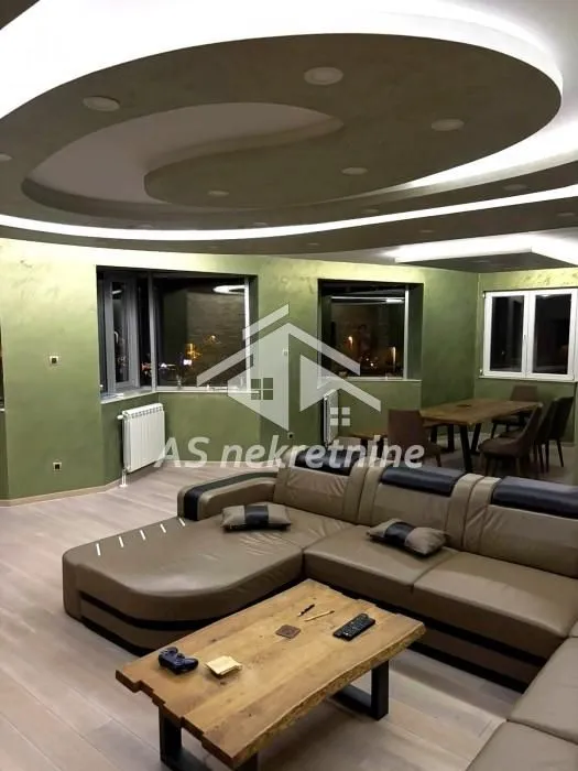 Izdavanje, stan, 160m², Filmski Grad, Beograd