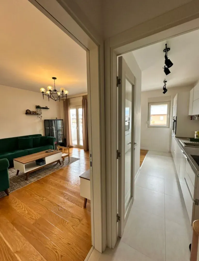 Rent, two bedroom apartment, 70m², Central Point, Podgorica