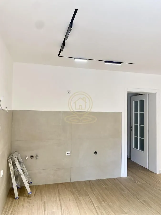 Prodaja, trosoban stan, 64m², Medijana, Niš