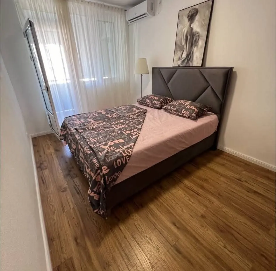 Rent, two bedroom apartment, 55m², Centar, Bar