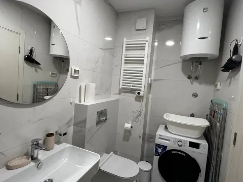 Rent, one bedroom apartment, 46m², Central Point, Podgorica - image 9