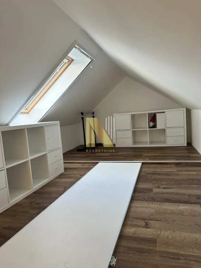Prodaja, dvosoban stan, 43m², Sajmište, Novi Sad