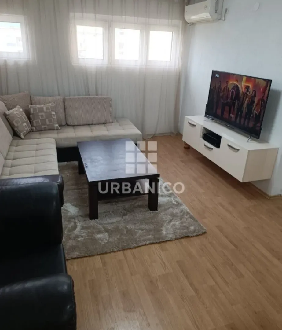 Izdavanje, dvosoban stan, 54m², Centar, Podgorica