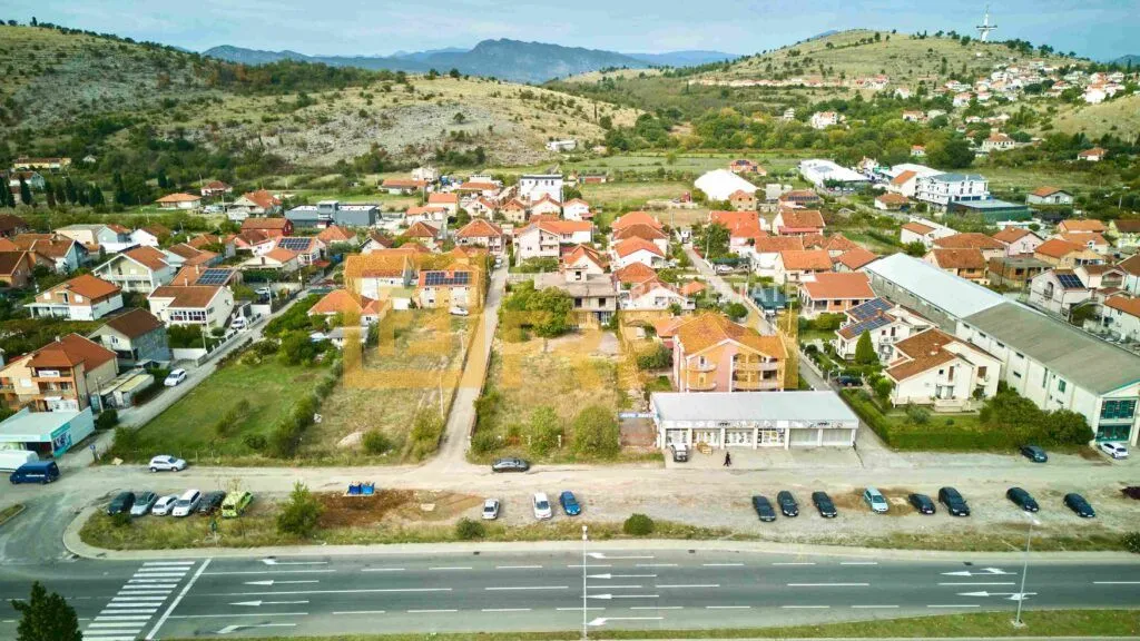 Prodaja, plac, 1651m², Zelenika, Podgorica