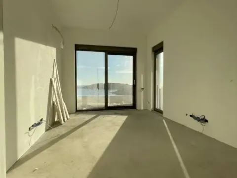 Sale, two bedroom apartment, 71m², Bečići, Budva - image 5