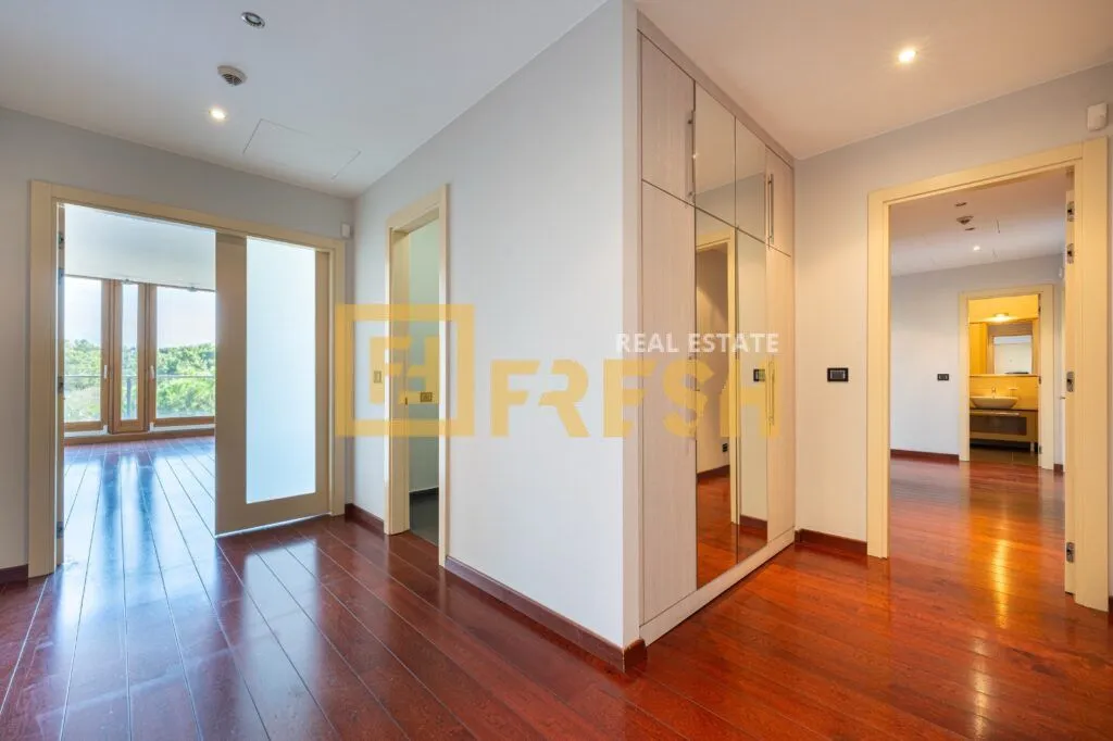 Prodaja, trosoban stan, 188m², Preko Morače, Podgorica