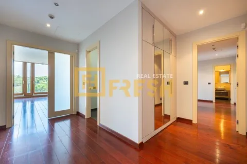 Prodaja, trosoban stan, 188m², Preko Morače, Podgorica - image 15