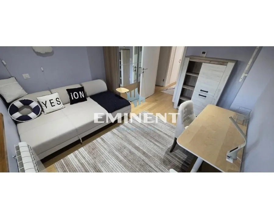 Izdavanje, trosoban stan, 90m², Novi Beograd Blok 67, Novi Beograd Sve Podlokacije