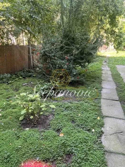 Prodaja, trosoban stan, 61m², Centar, Novi Sad