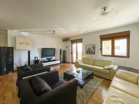 Sale, apartment, 103m², Stari Aerodrom, Podgorica