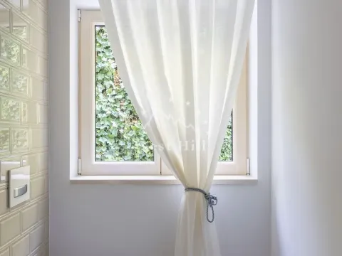 Sale, house, 423m², Lepetani, Tivat - image 9