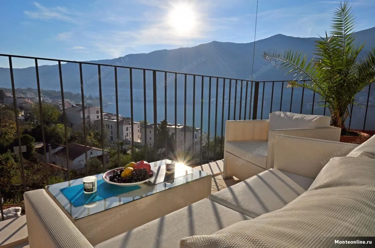 Sale, one bedroom apartment, 52m², Dobrota, Kotor