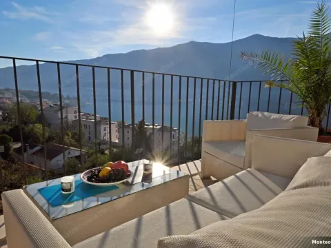Sale, one bedroom apartment, 52m², Dobrota, Kotor - image 1