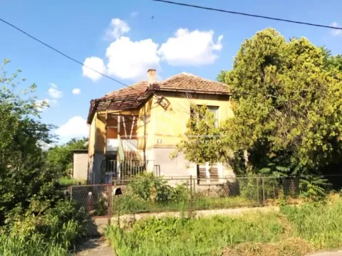 Prodaja, kuća, 66m², Umka, Beograd - image 2