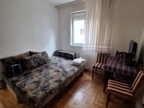 Izdavanje, jednosoban stan, 32m², Detelinara, Novi Sad Sve Podlokacije - image 3