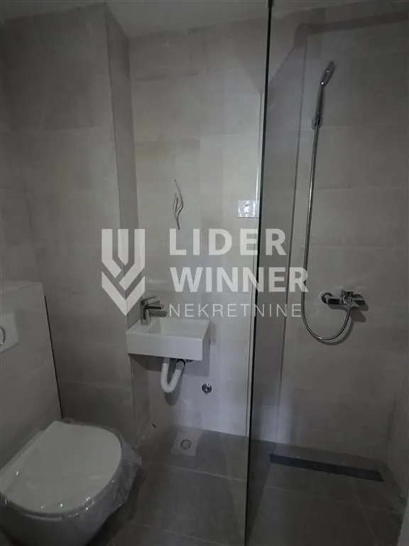 Prodaja, stan, 134m², Autokomanda, Voždovac Sve Podlokacije