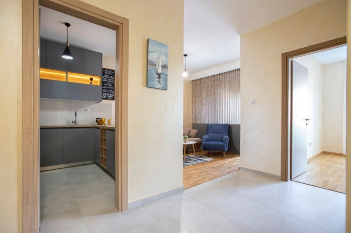 Sale, two bedroom apartment, 55m², Bečići, Budva