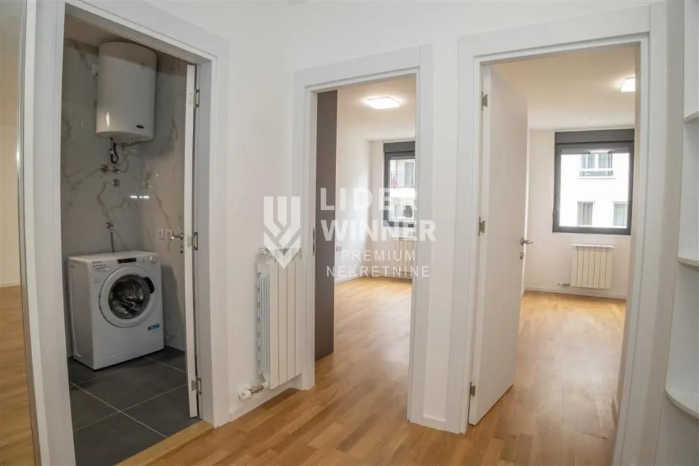 Sale, three bedroom apartment, 67m², Višnjička Banja, Palilula Sve Podlokacije
