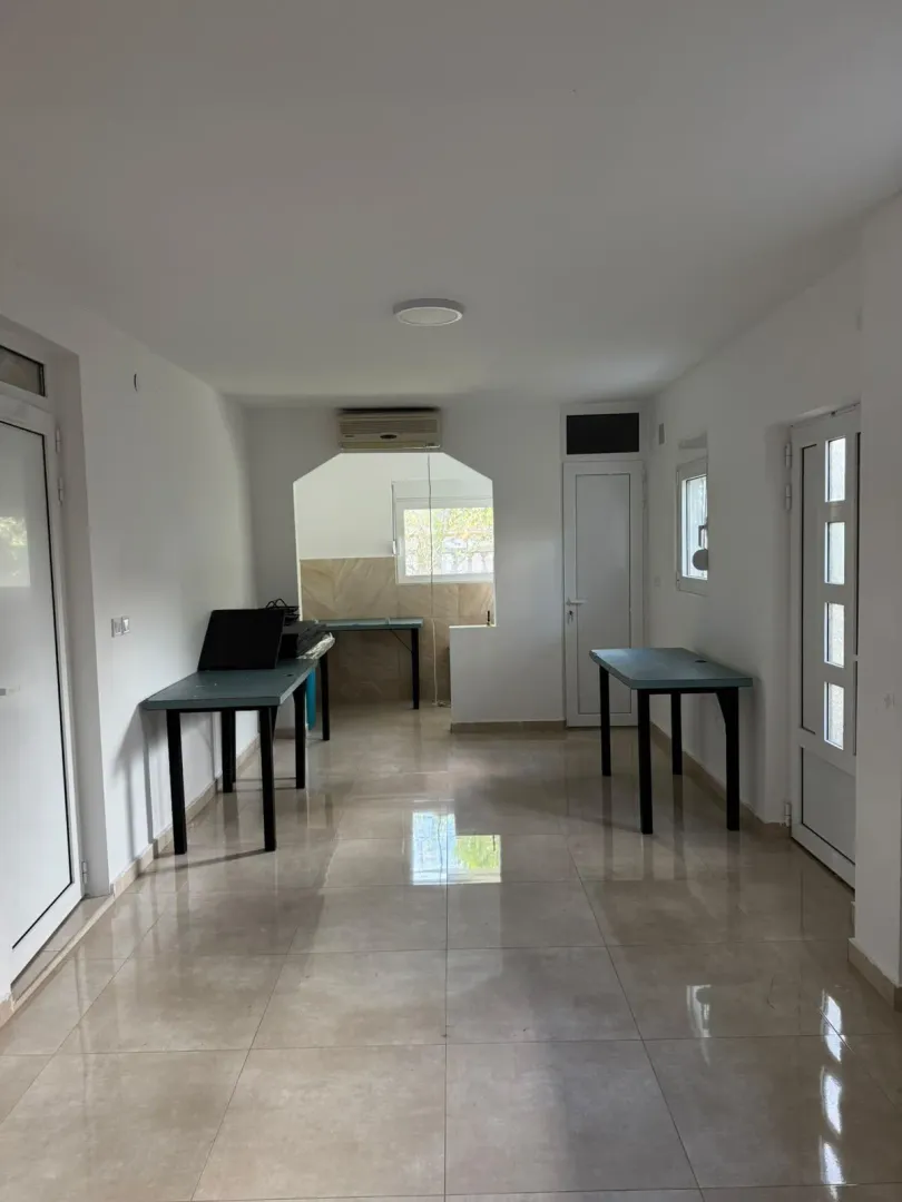 Rent, house, 500m², Podgorica, Crna Gora