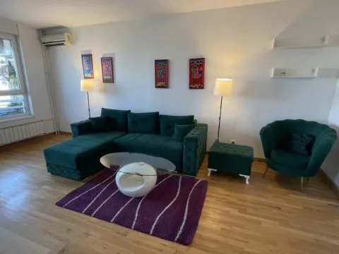 Izdavanje, dvosoban stan, 75m², Belvil, Beograd - image 2