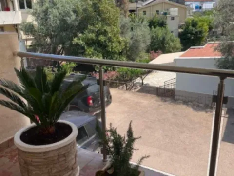 Izdavanje, stan, 55m², Šušanj, Bar - image 10