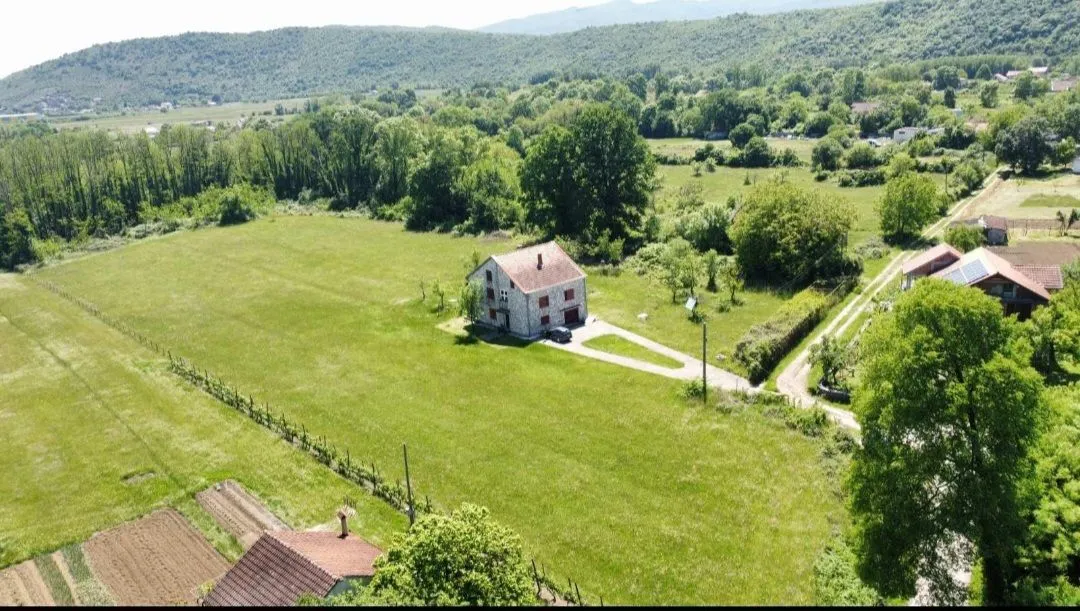Prodaja, kuća, 351m², Ćurilac, Danilovgrad