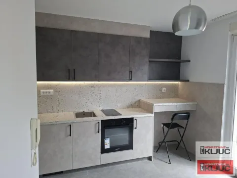 Izdavanje, garsonjera, 20m², Sajmište, Novi Sad - image 6