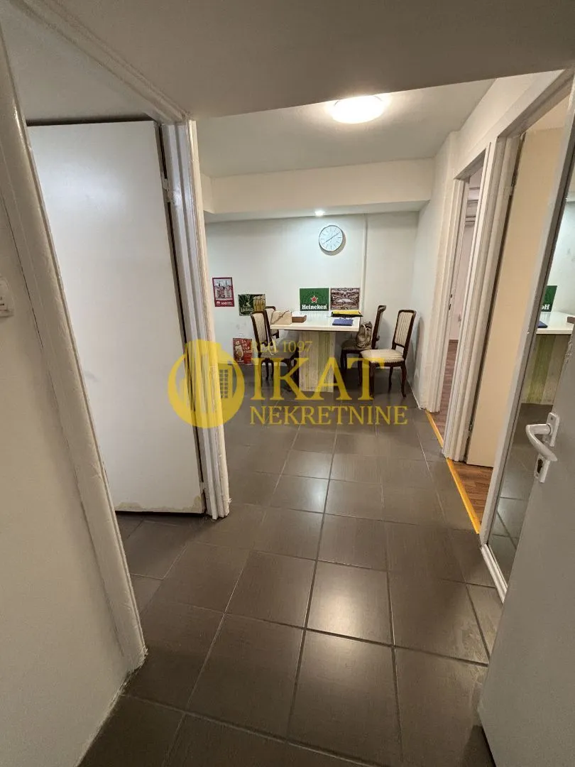Prodaja, poslovni prostor, 43m², Palata Pravde, Beograd