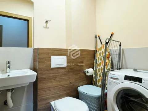 Rent, two bedroom apartment, 76m², Dalmatinska ulica, Podgorica - image 14