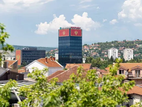 Prodaja, dvosoban stan, 70m², Podgorica, Crna Gora - image 9