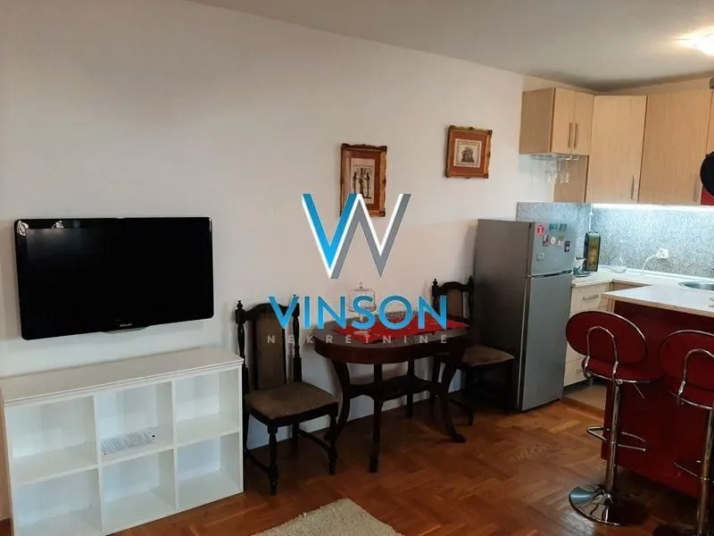 Izdavanje, jednosoban stan, 44m², Podbara, Novi Sad Sve Podlokacije