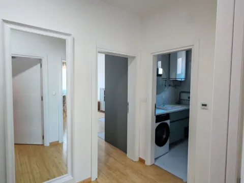Rent, two bedroom apartment, 70m², Velji Vinogradi, Budva - image 6