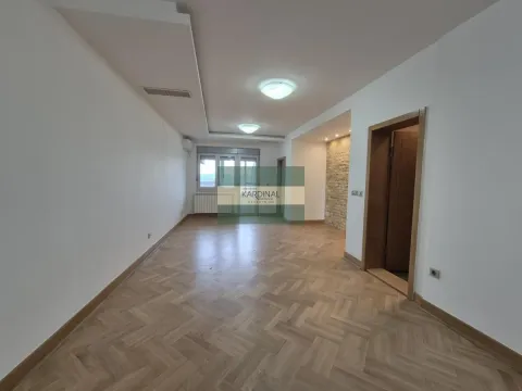 Sale, three bedroom apartment, 88m², Vašarište, Jagodina - image 2