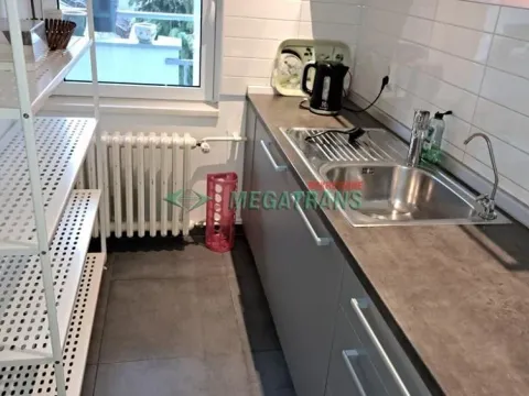 Izdavanje, četvorosoban stan, 98m², Centar, Novi Sad - image 5