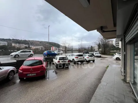 Sale, office space, 91m², Vezirov Most, Podgorica - image 6