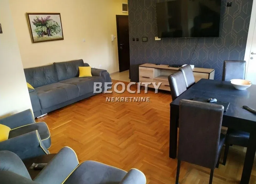 Prodaja, stan, 120m², Novo naselje, Novi Sad