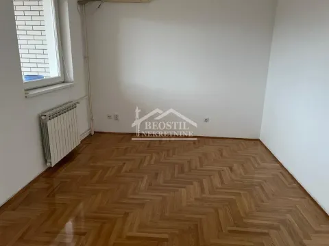 Sale, four bedroom apartment, 120m², Novi Beograd Blok 29, Novi Beograd Sve Podlokacije - image 5