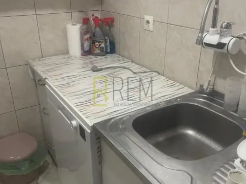 Prodaja, dvosoban stan, 65m², Stari Aerodrom, Podgorica - image 11