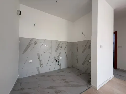 Prodaja, jednosoban stan, 43m², Zabjelo, Podgorica - image 9