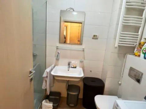 Izdavanje, jednosoban stan, 47m², City Kvart, Podgorica - image 9