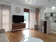 Izdavanje, jednosoban stan, 73m², Obala Đuraševića, Tivat - image 5