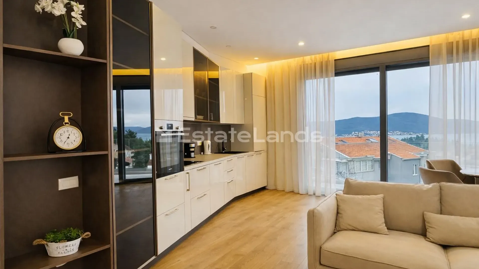 Prodaja, dvosoban stan, 76m², Kava, Tivat
