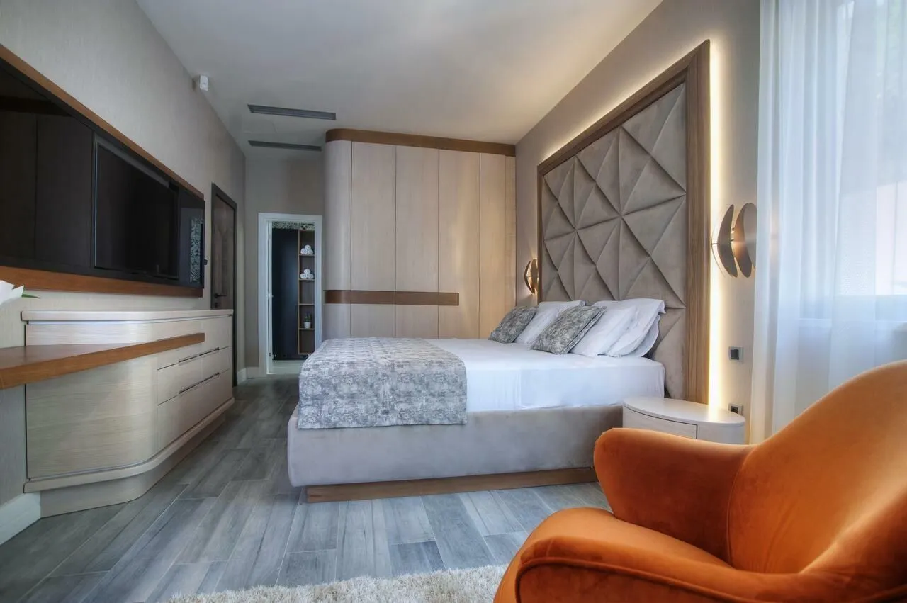 Sale, house, 190m², Prijevor, Budva