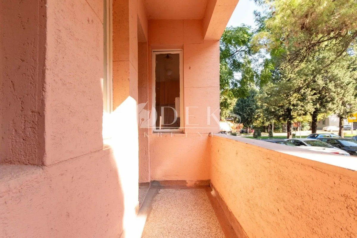 Izdavanje, poslovni prostor, 85m², Centar, Podgorica